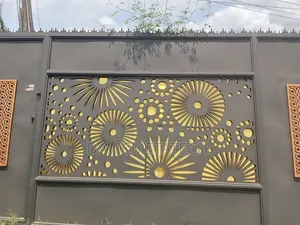 Sliding Gate
