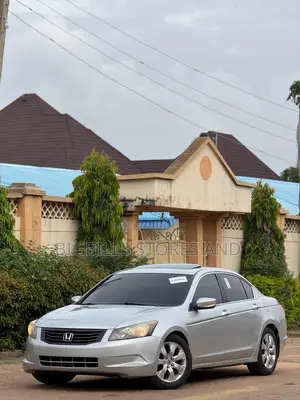 Photo - Honda Accord 2.0 Comfort 2008 Silver