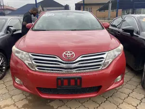 Toyota Venza AWD 2010 Red