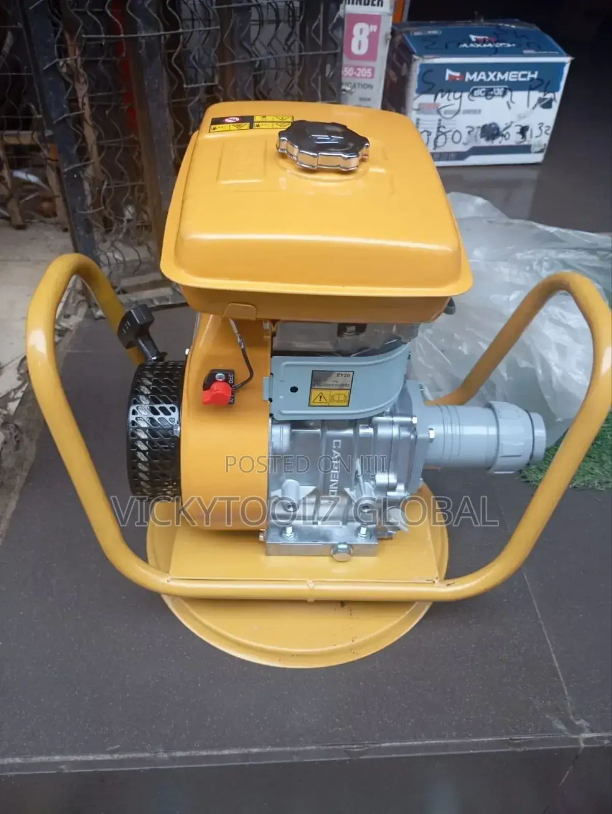 Robin Poka Machine Complete With Hose