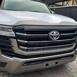 Toyota Land Cruiser 2024 Gray