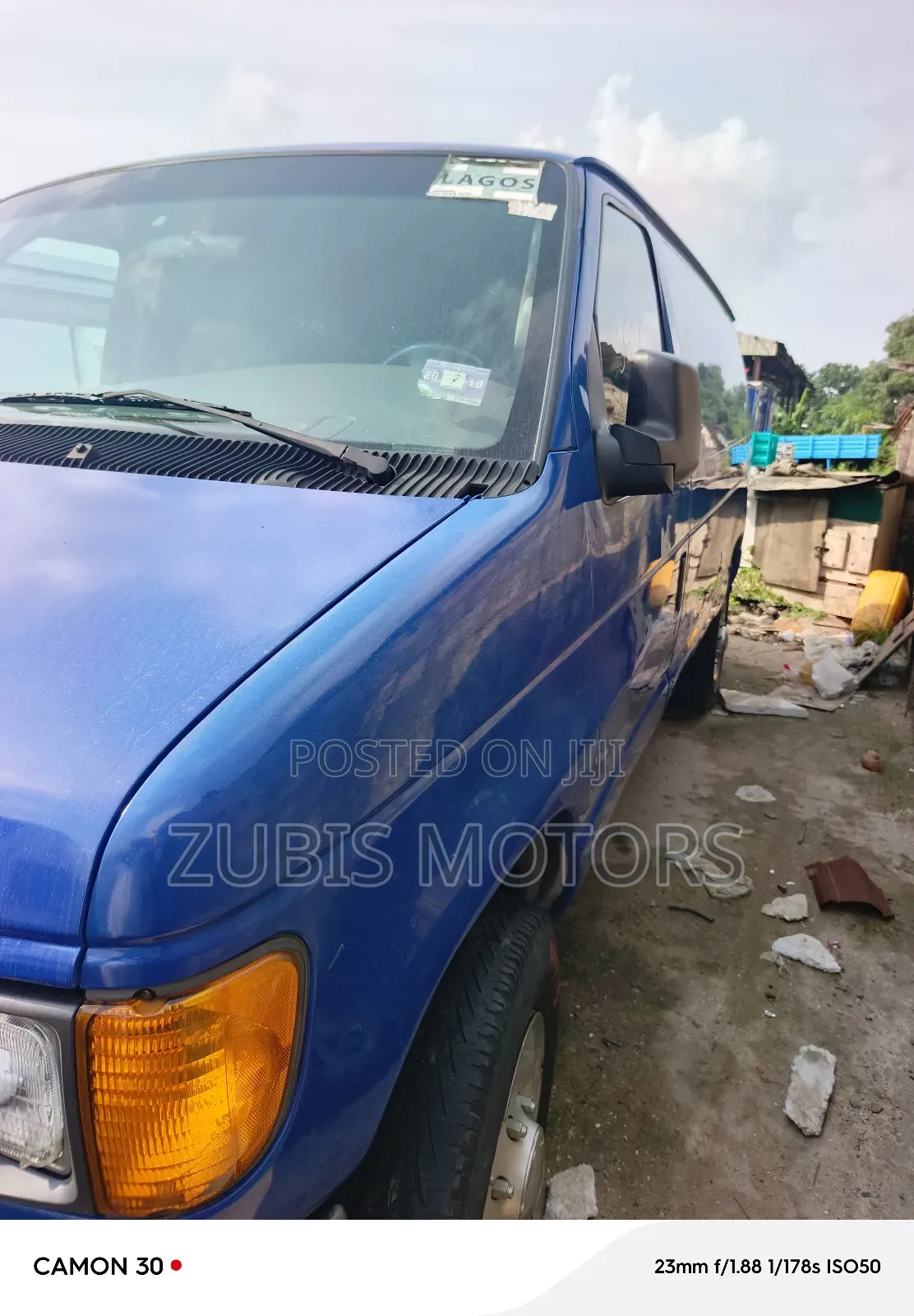 Ford E250 2007 Blue