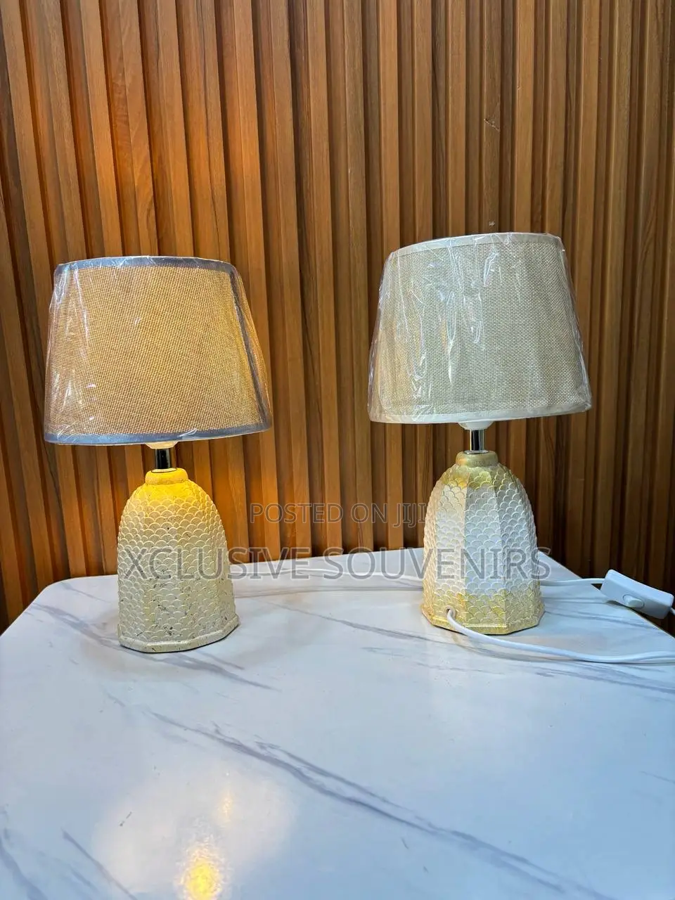 Scaly Table Lamp