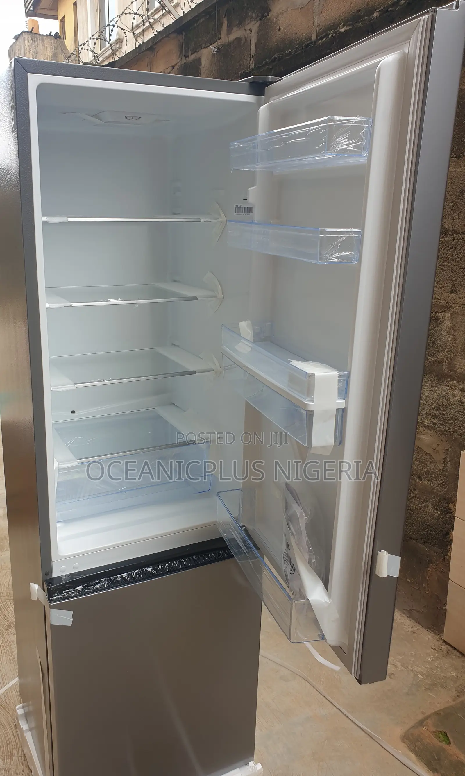 264 Liters Hisense Refrigerator,Strong Retention Ref-35dcb