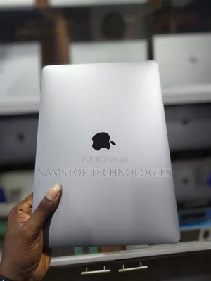 Photo - Laptop Apple MacBook Pro 2017 16GB Intel Core i5 SSD 256GB