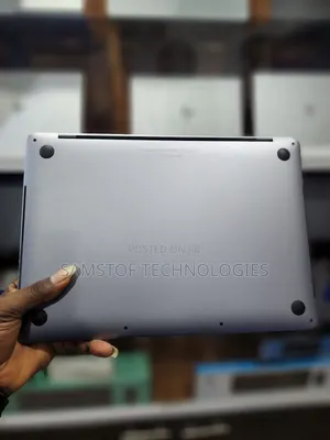 Photo - Laptop Apple MacBook Pro 2017 16GB Intel Core i5 SSD 256GB