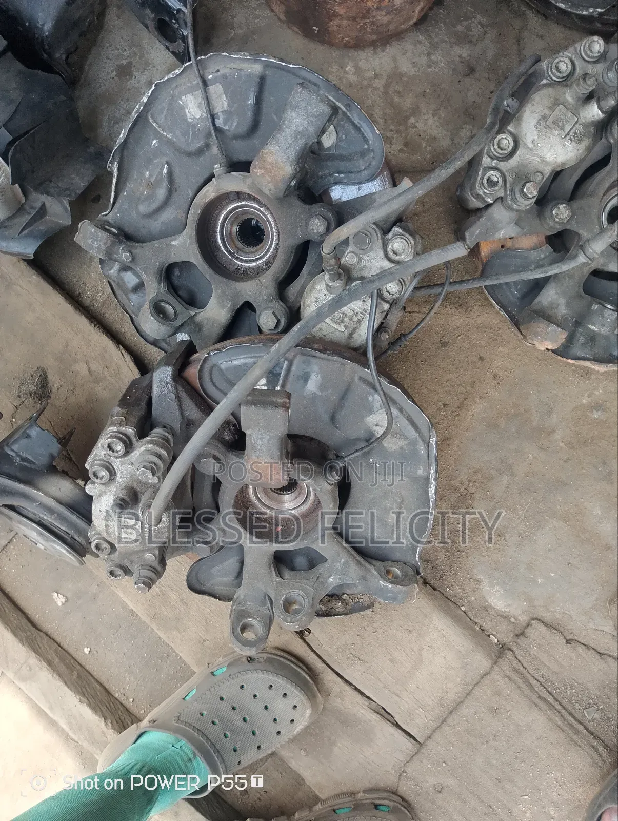Front Hub W204 4 Matic