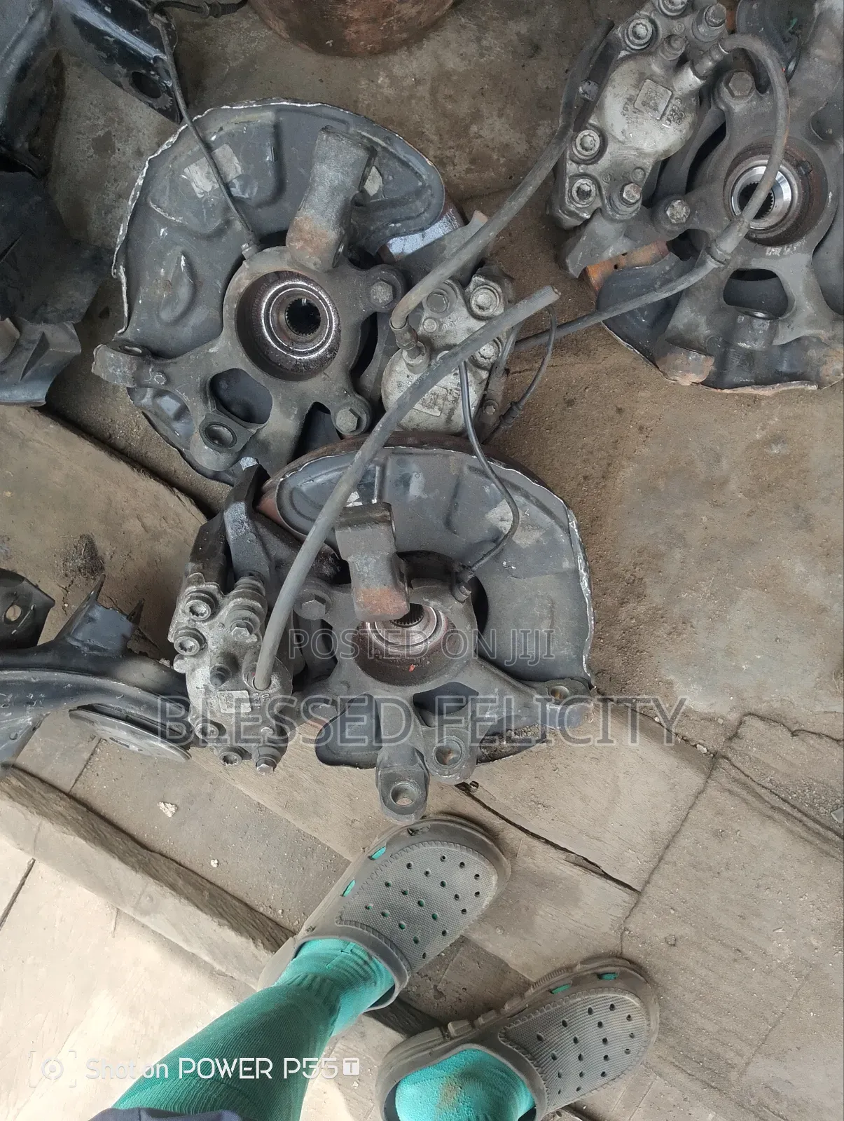Front Hub W204 4 Matic