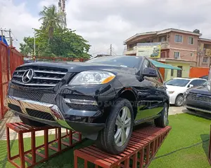 Mercedes-Benz M Class 2014 Black