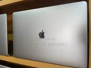 Laptop Apple MacBook Pro 2019 16GB Intel Core I7 SSD 512GB