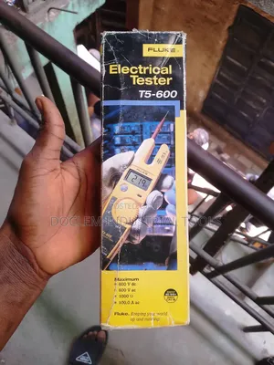Fluke T5 600 Voltage Tester