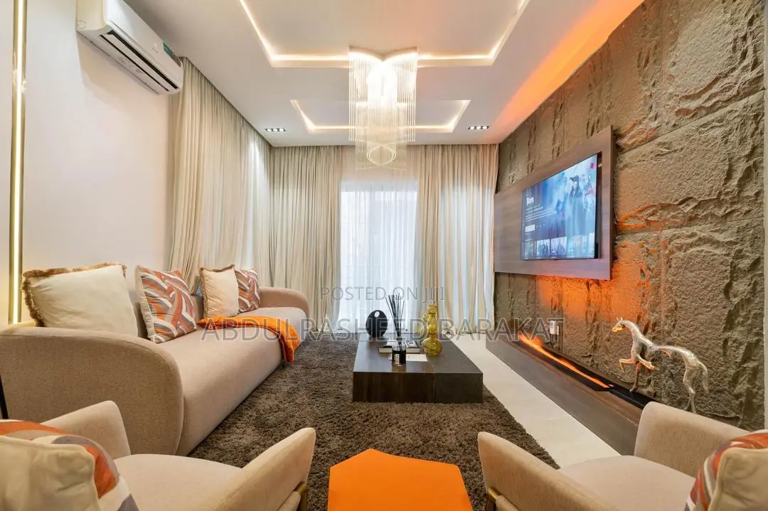 Luxury Five Bedroom With Private Pool