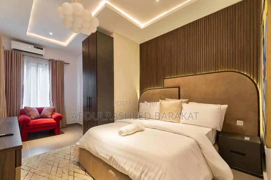 Luxury Five Bedroom With Private Pool
