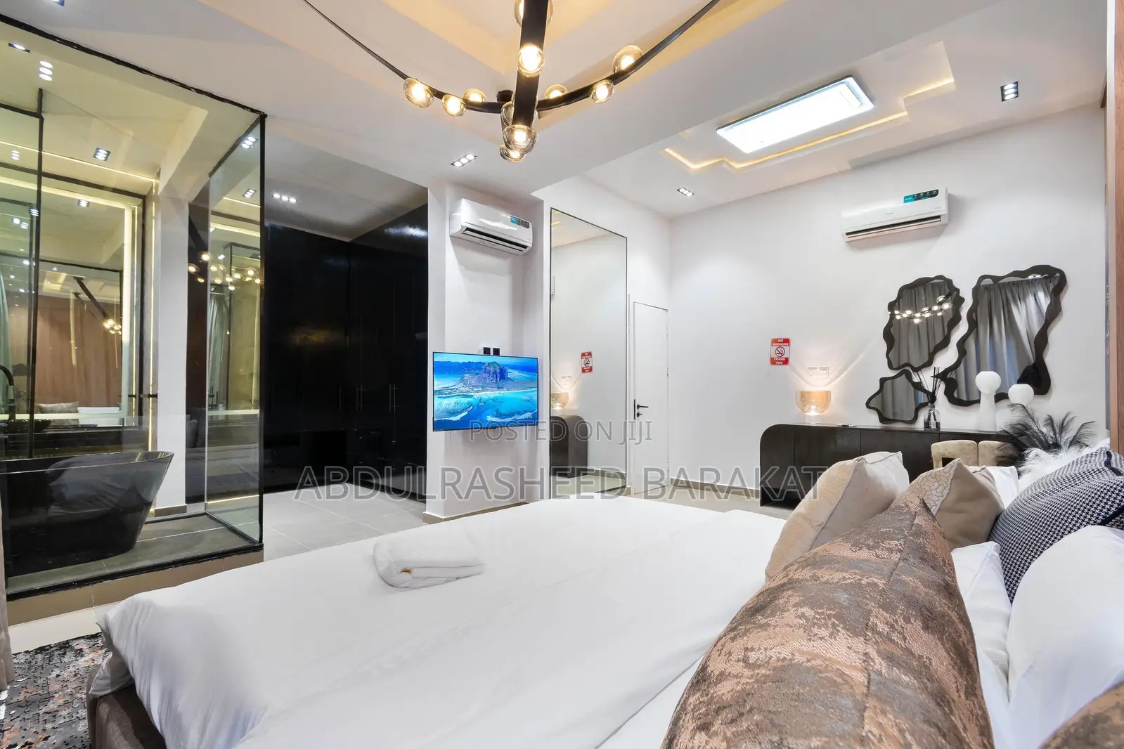 Luxury Five Bedroom With Private Pool