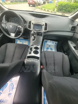 Toyota Venza LE 4dr Wagon AWD (2.7L 4cyl 6A) 2015 Black