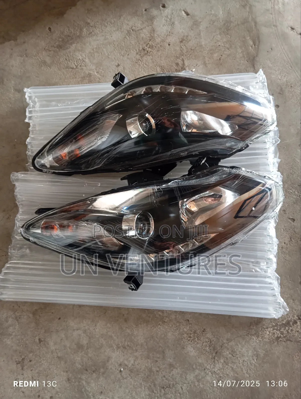 Headlight JMC Pickup 2018