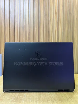 Photo - Laptop MSI GS66 Stealth 10UE 32GB Intel Core I7 SSD 1T