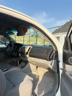 Toyota Tacoma Double Cab V6 2010 White