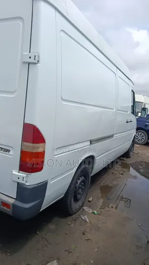 Mercedes-Benz Sprinter 2010 White