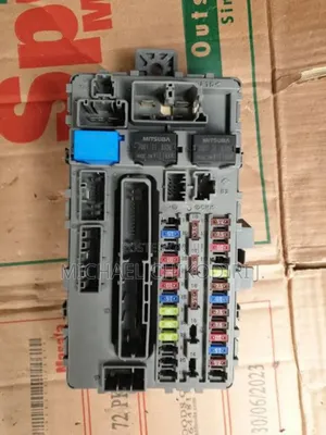 Dashboard Fuse Box for Honda Accord 2009