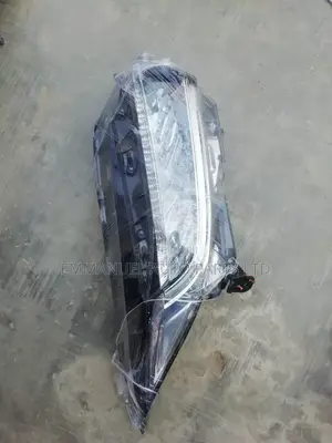 Head Light Honda HRV 2018 Touring