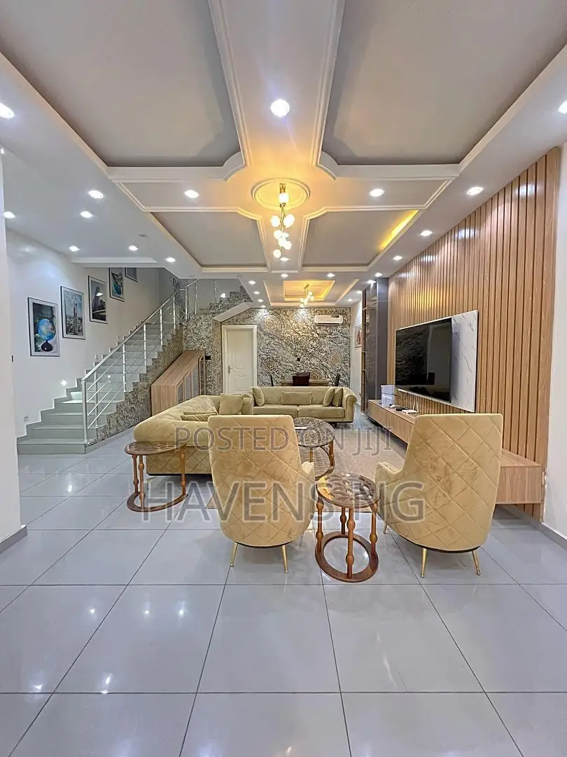 Waterfront 4-Bedroom Terrace Duplex