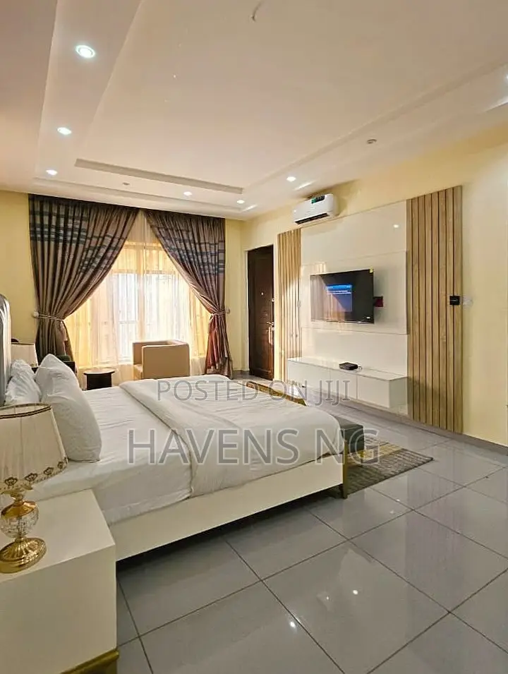 Waterfront 4-Bedroom Terrace Duplex