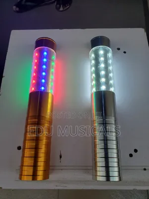 Short Champaign Light