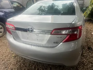 Toyota Camry 2012 Silver