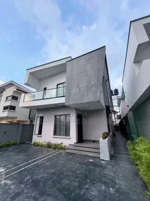 4bdrm Duplex in Dr Peter Odili, Port-Harcourt for sale