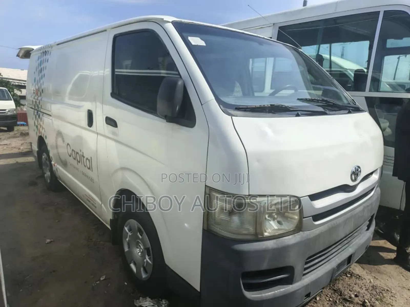 Toyota HiAce 2012 White
