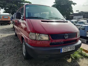 Volkswagen Transporter 2002 Red