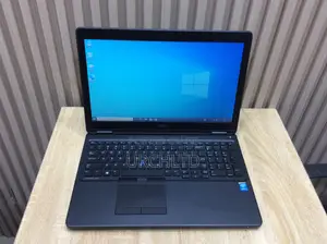 Laptop Dell Latitude E5550 8GB Intel Core i5 HDD 350GB