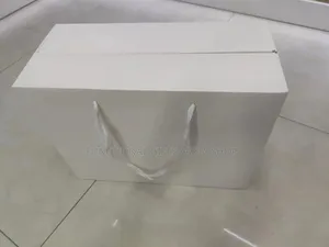 White Gift Boxes With Handle