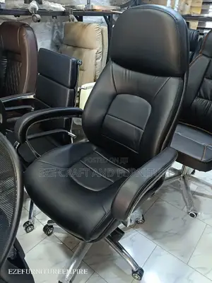 Moulded Thickfoam Executive Office Chair