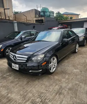 Mercedes-Benz C300 Luxury 4Matic Sedan AWD (3.5L 6cyl 7A) 2013 Black