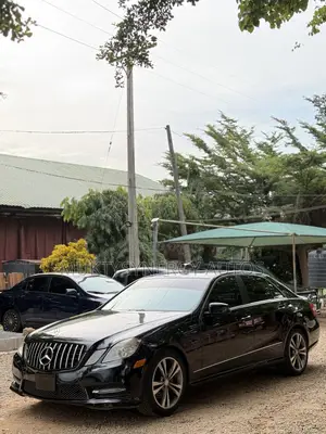 Mercedes-Benz E350 2011 Black