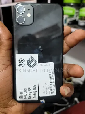 Apple iPhone 11 64 GB Black