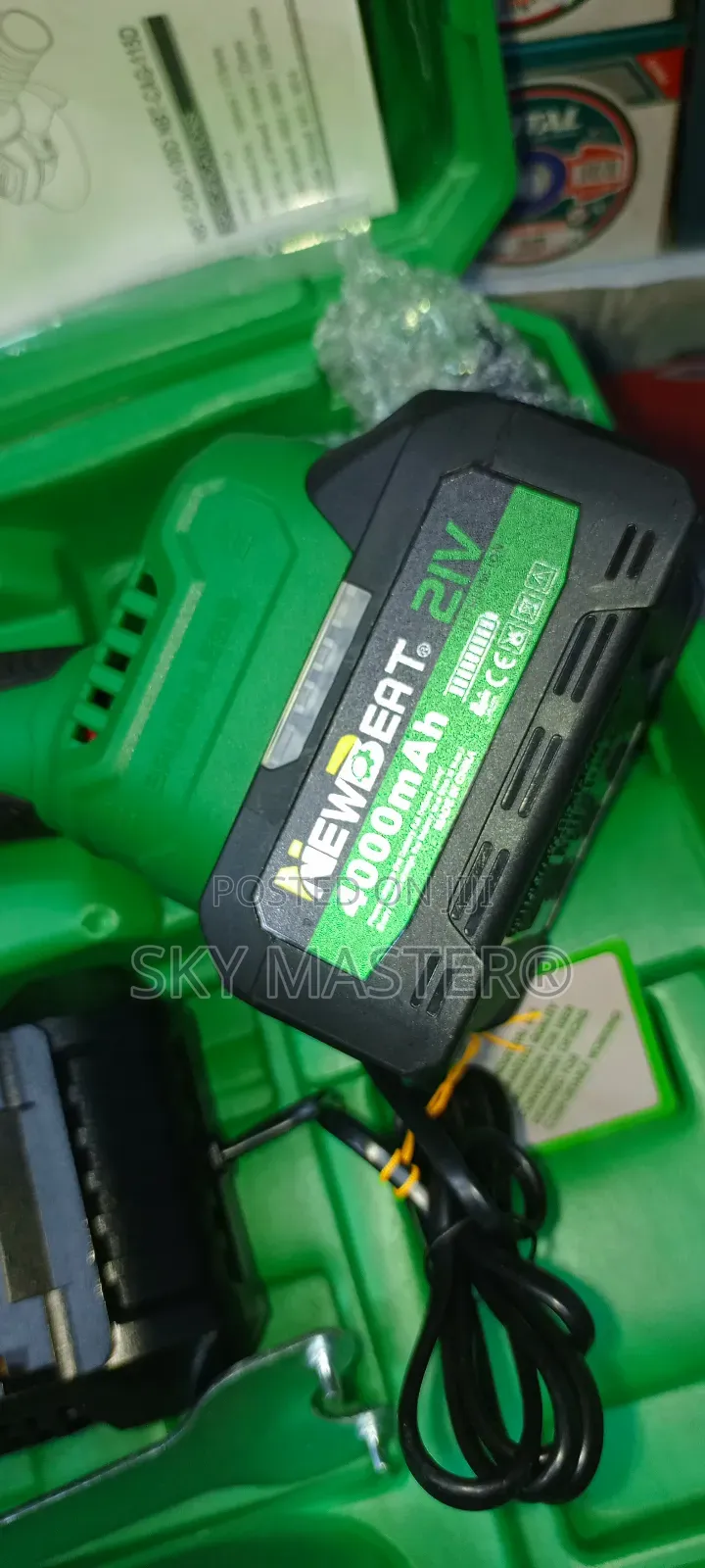 Newbeat Cordless Angle Grinder