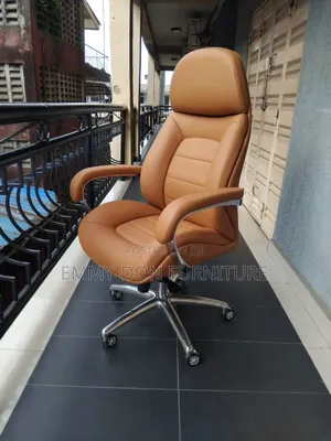 High Quality Executive Swivel Office Chair