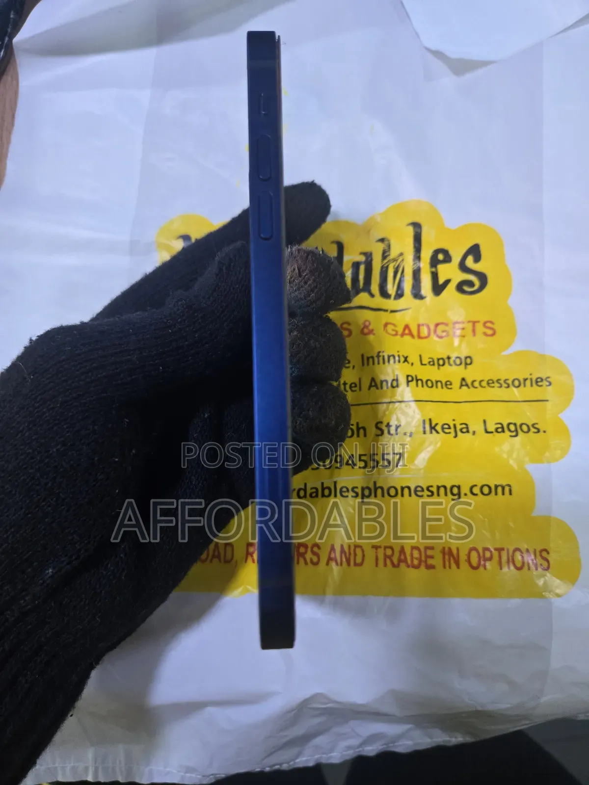 Apple iPhone 12 64 GB Blue
