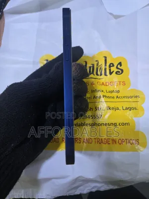Apple iPhone 12 64 GB Blue