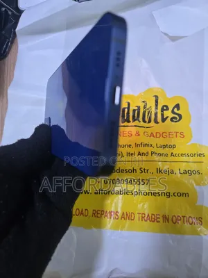 Apple iPhone 12 64 GB Blue