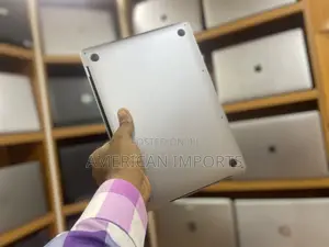 Laptop Apple MacBook Pro 2019 16GB Intel Core I7 SSD 512GB