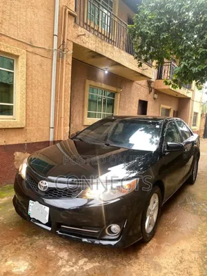 Photo - Toyota Camry LE 4dr Sedan (2.5L 4cyl 6A) 2013 Black