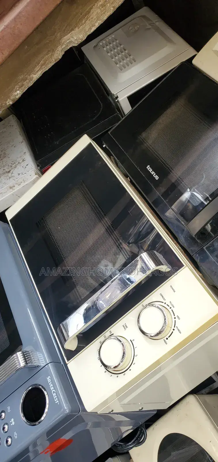 Microwave Oven