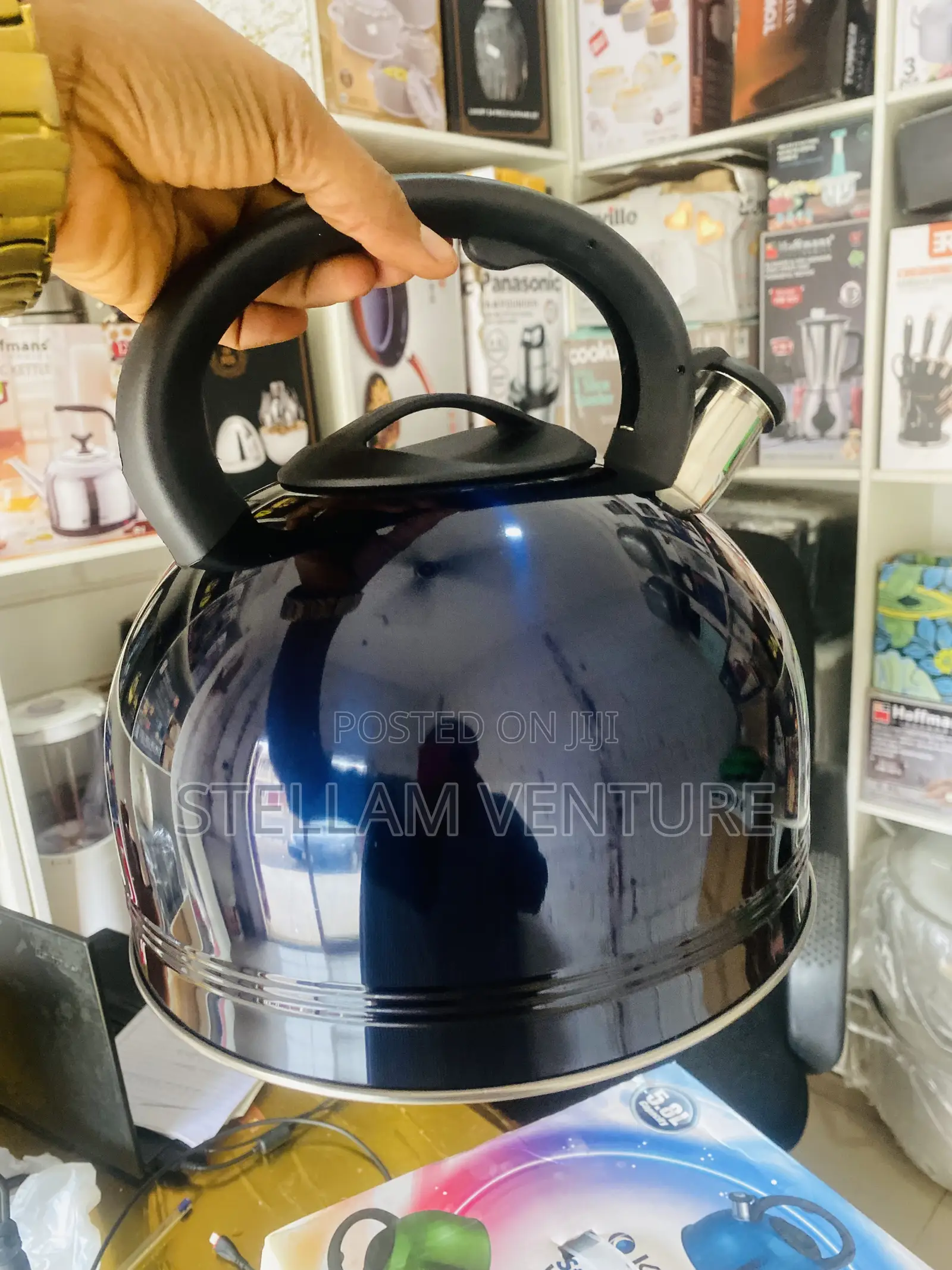 5.8l Whistling Kettle