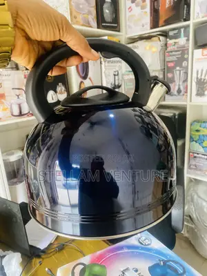 5.8l Whistling Kettle