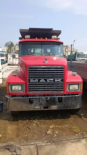 Photo - Clean Used Multi Purpose Trailer Head/ Towing Van