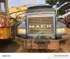 Photo - Ch Mack Truck
Double Cabin Injector